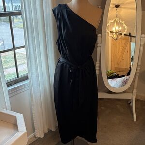 Chic One-Shoulder Black Dress